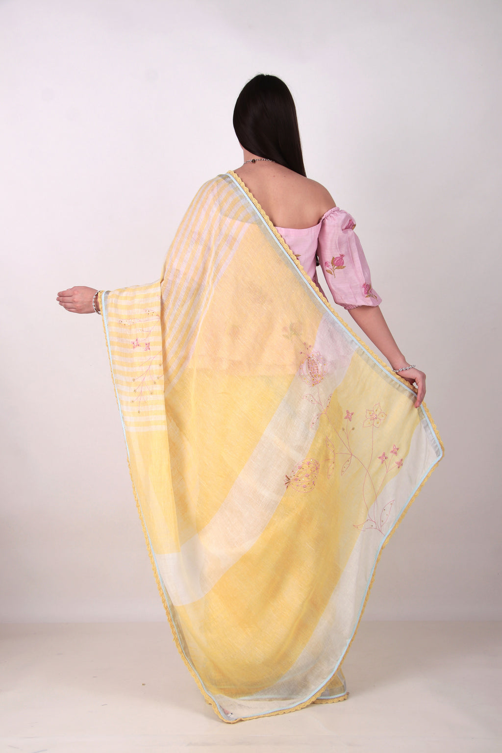Faluni- yellow Saree