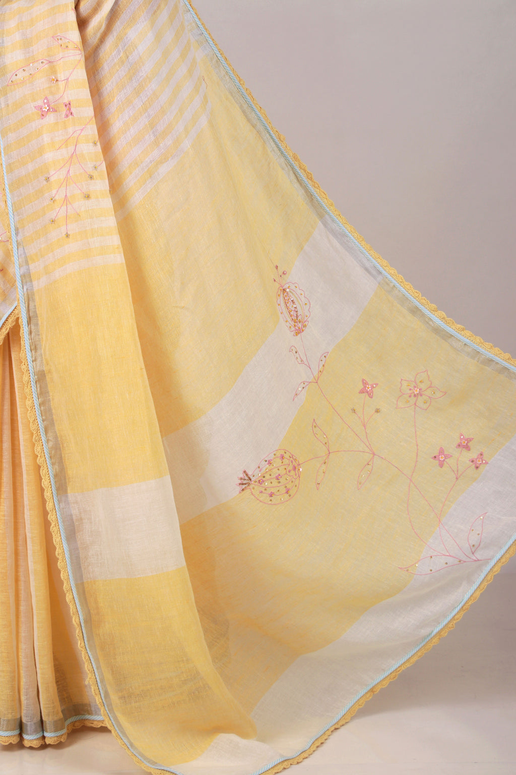 Faluni- yellow Saree