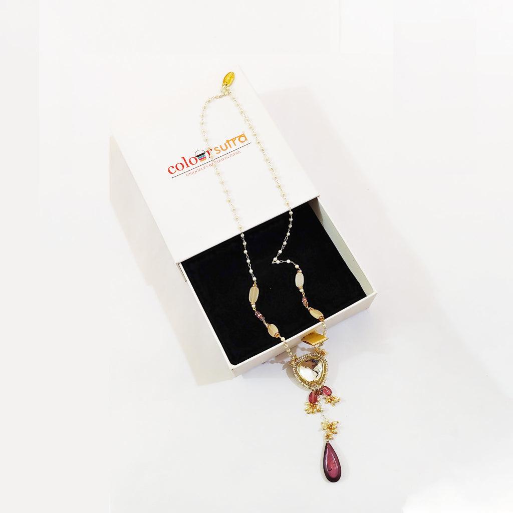 Myth Plum Fuchsia Teardrop & Seed Pearl Beaded necklace