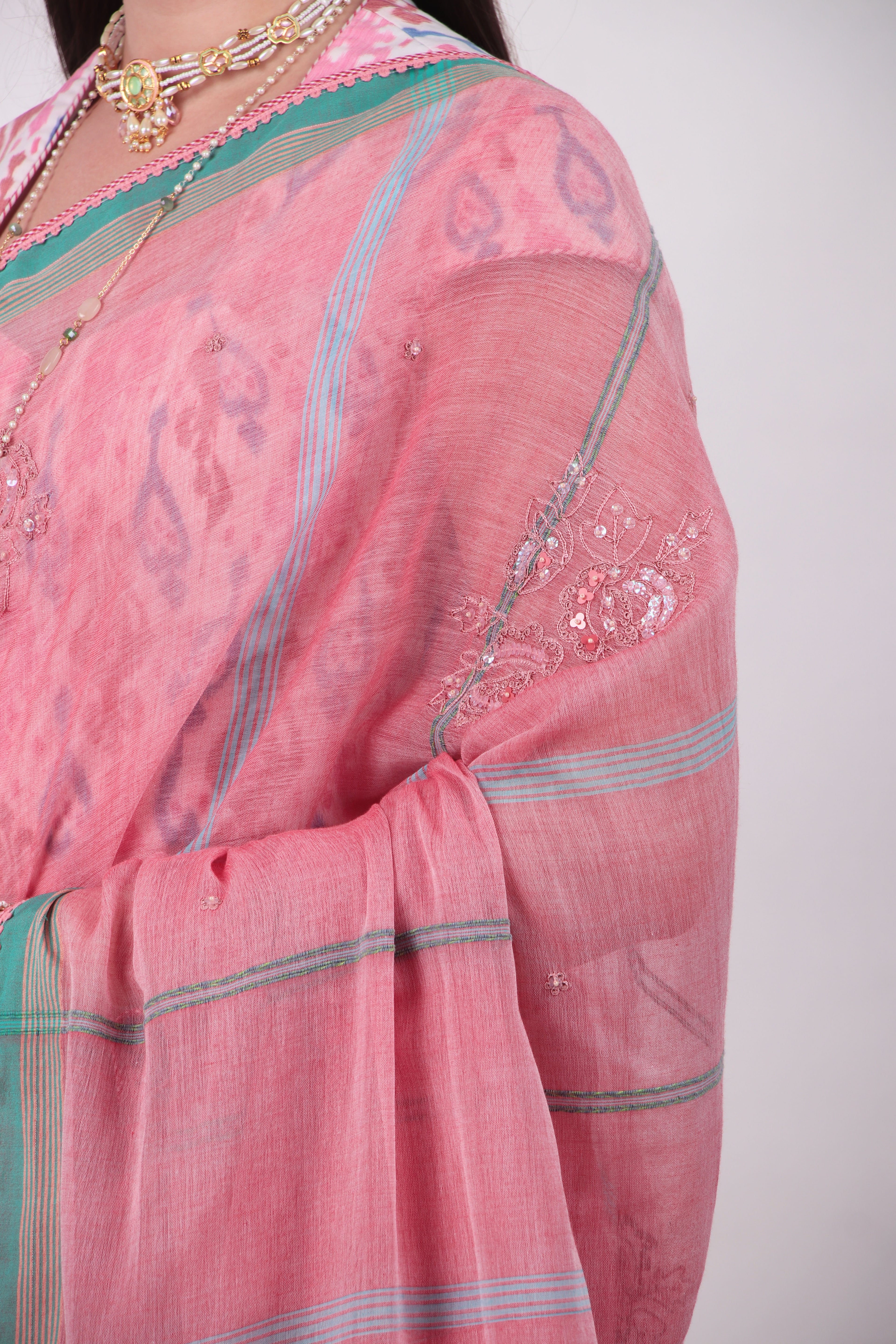 MANJARI Pink Saree