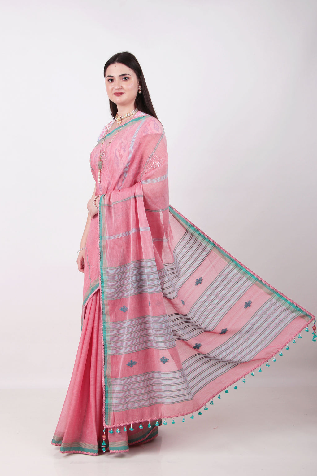 MANJARI Pink Saree