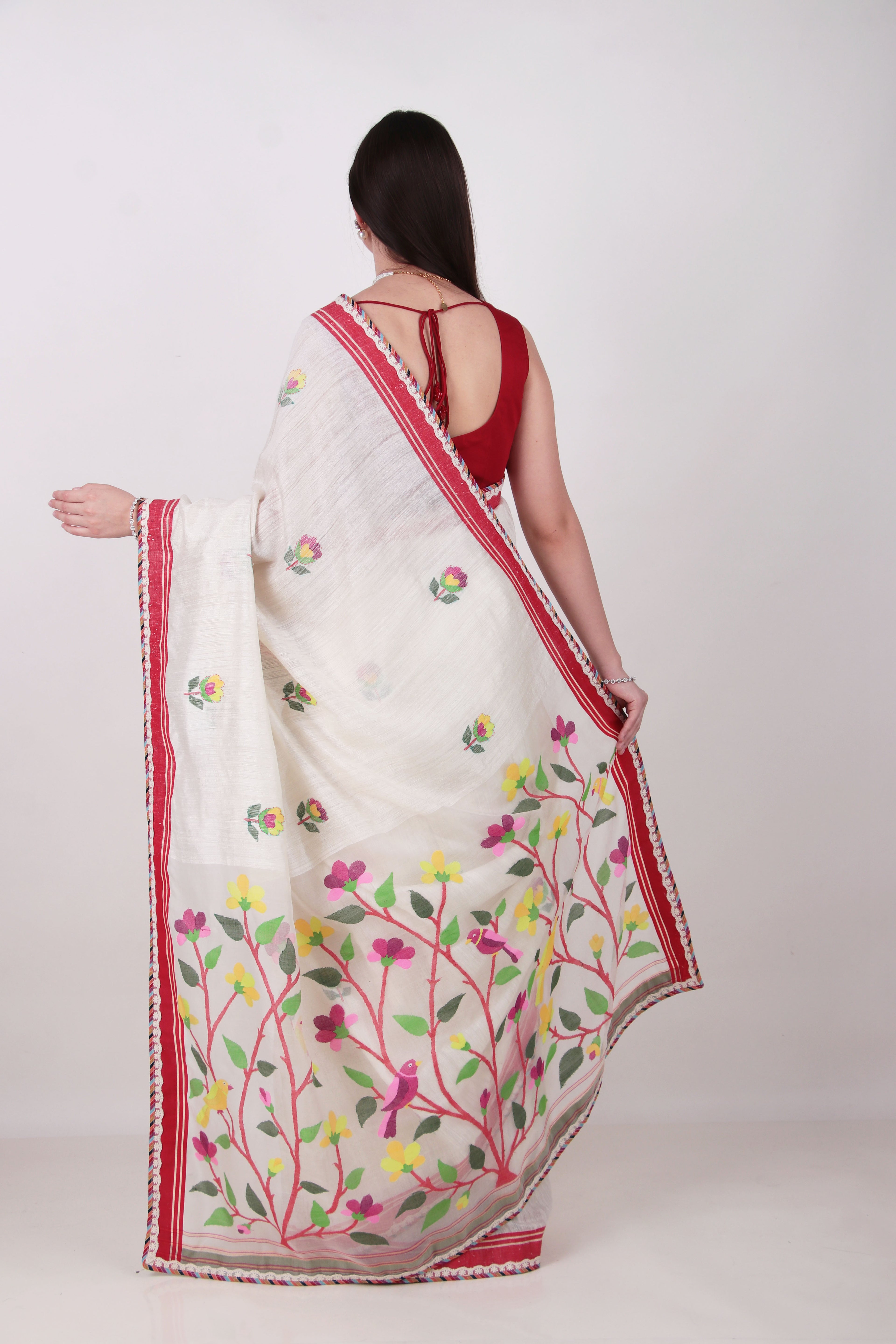 PANKHURI - Off white saree