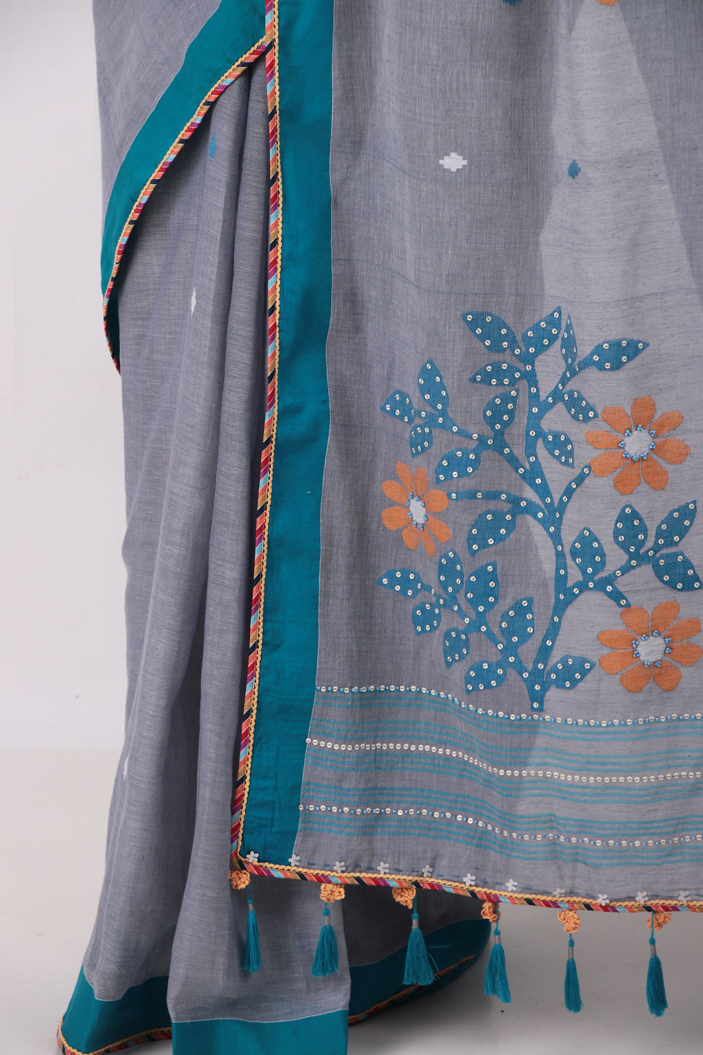 Vanani - Bluish Grey Saree