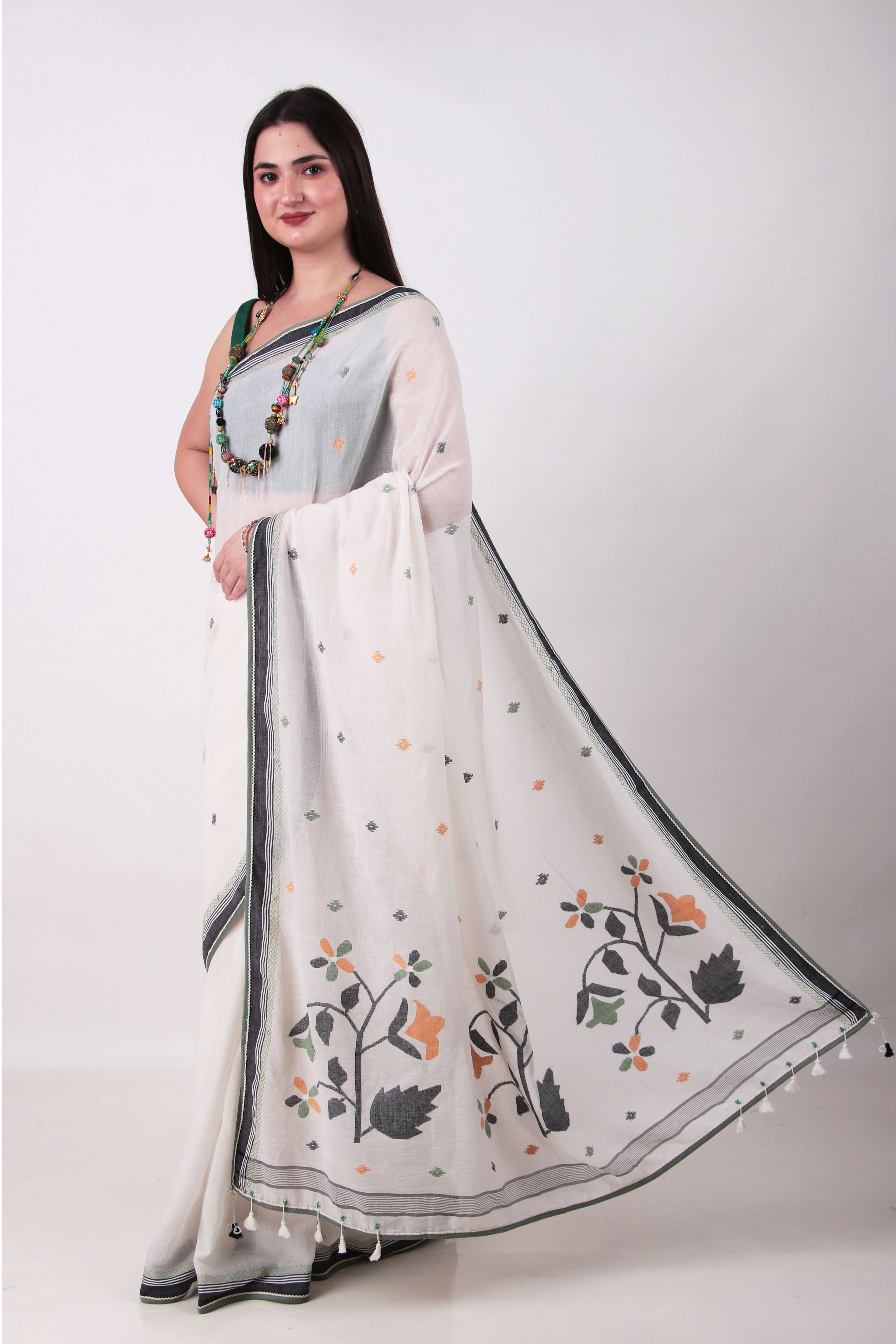 AVANI- off white Saree