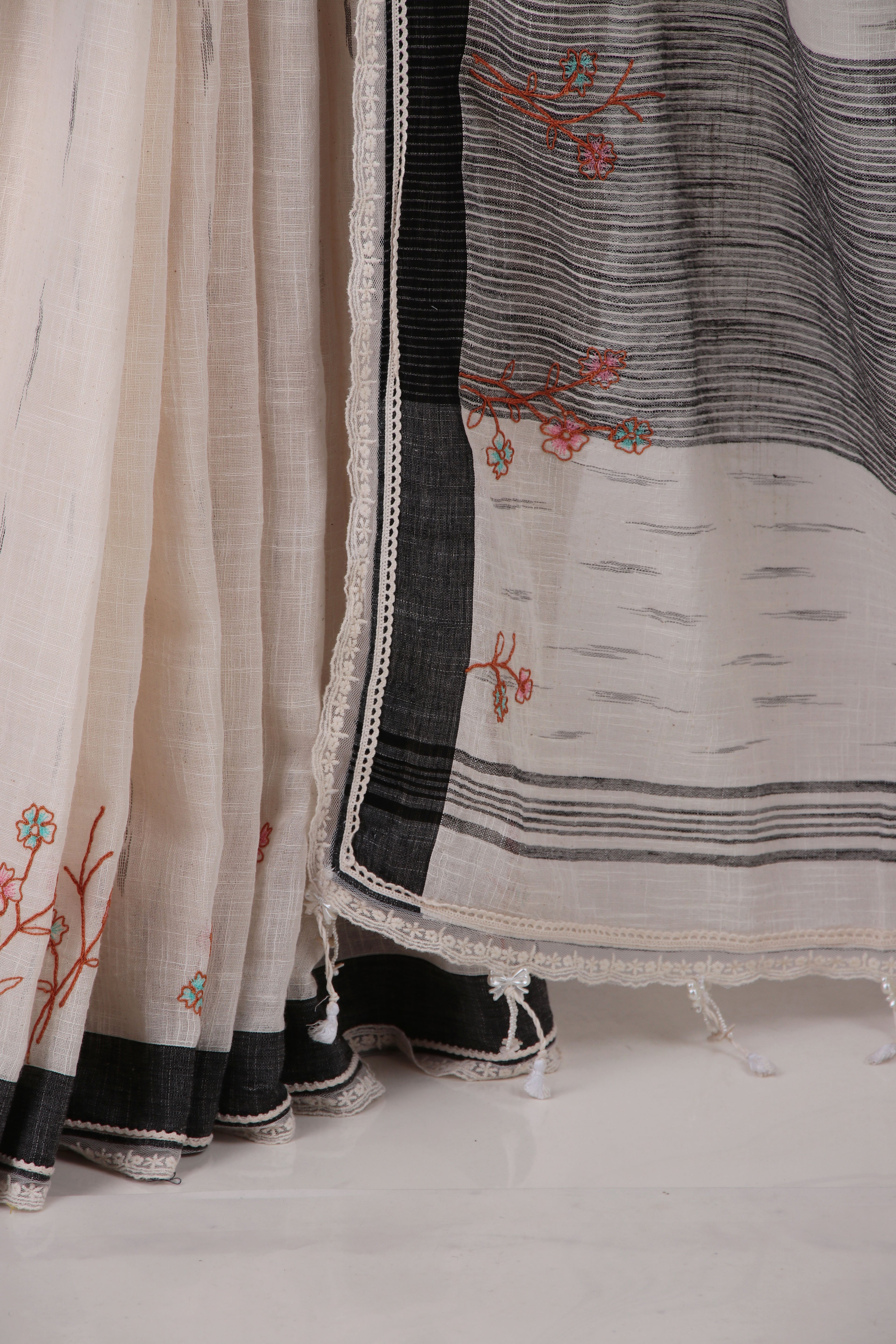 NIRVANA - Off white  Saree