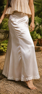 Sankalp - Contour  fit underskirt