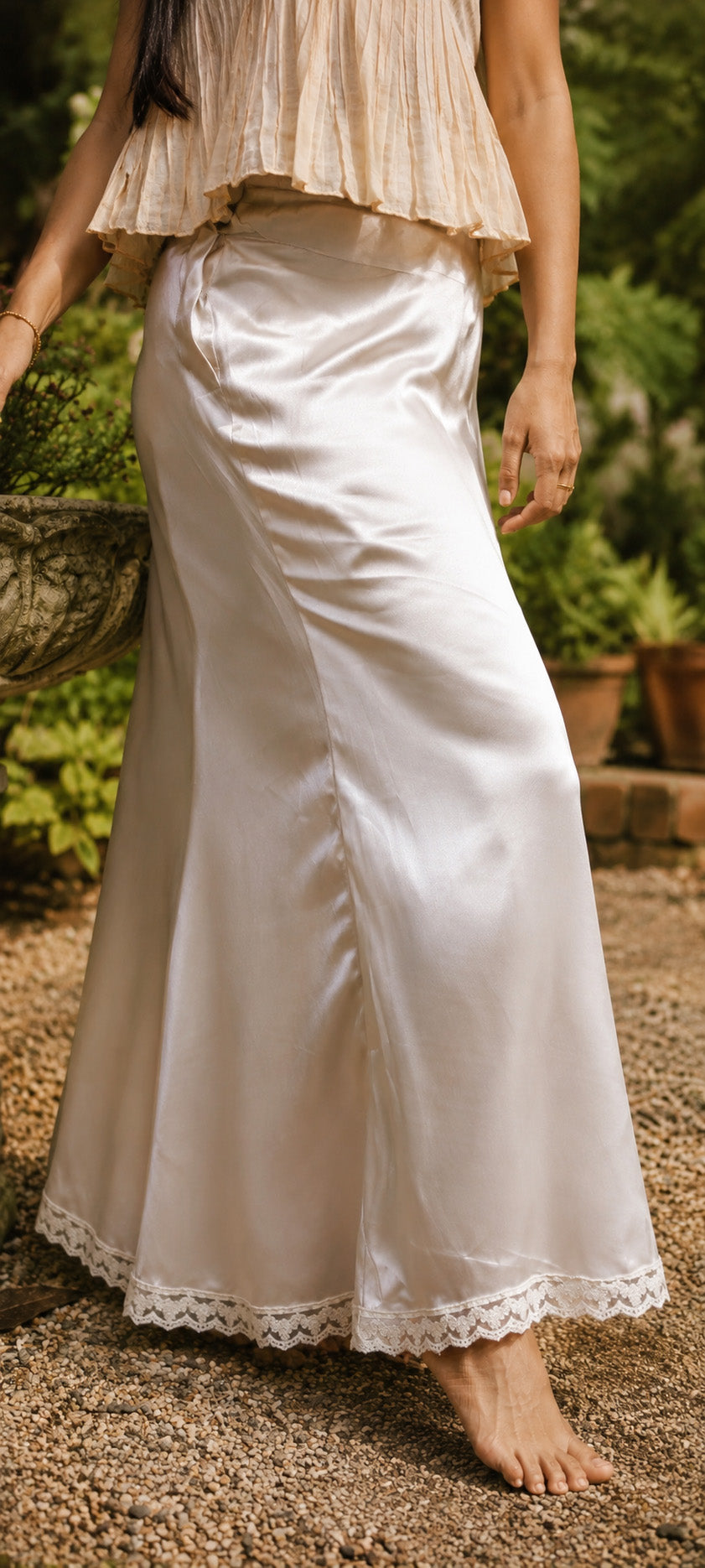 Sankalp - Contour  fit underskirt